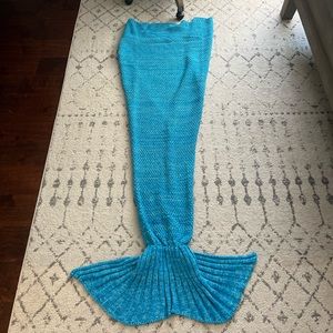 Blue Mermaid Tail Blanket
